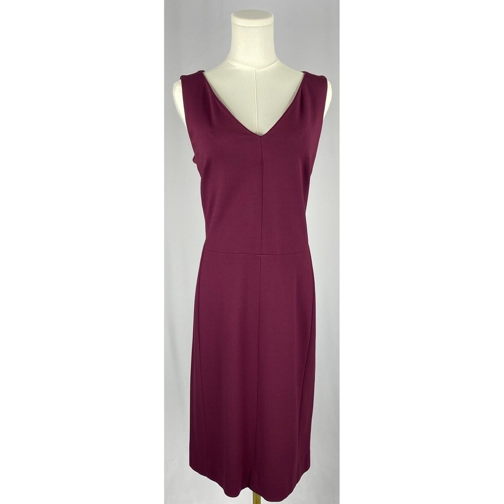 MM.LaFleur Sheath Dress Womens 12 Plum V-Neck Sleeveless Workwear Classic EUC